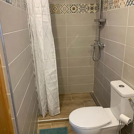 Berkenyes Haziko - Del-balaton *