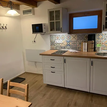 Berkenyes Haziko - Del-balaton