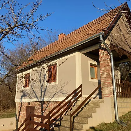 Berkenyes Haziko - Del-balaton *