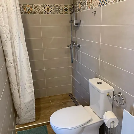 Berkenyes Haziko - Del-balaton *