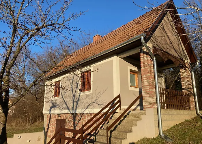 Berkenyes Haziko - Del-balaton *