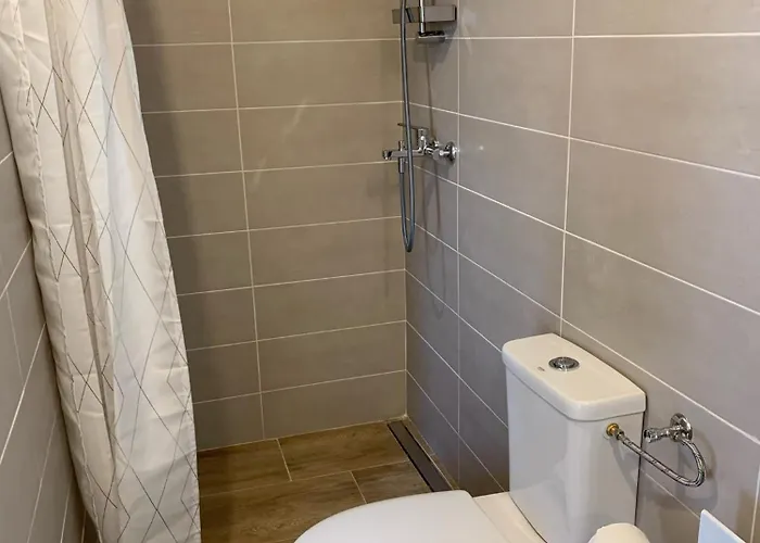 Berkenyes Haziko - Del-balaton *